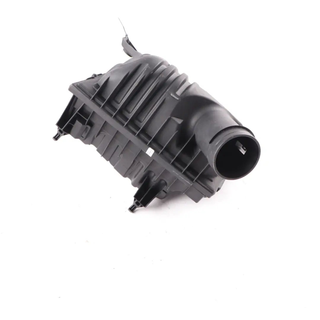 B38 Intake Air Box Filter Housing to Air Box BMW F40 F46 Mini F56 F57 F60 with Part number 8655834 Air Box BMW F40 F46 Mini F56 F57 F60 B38 Intake Air Box Filter Housing - SKU 8655834-2 - Part number 8655834