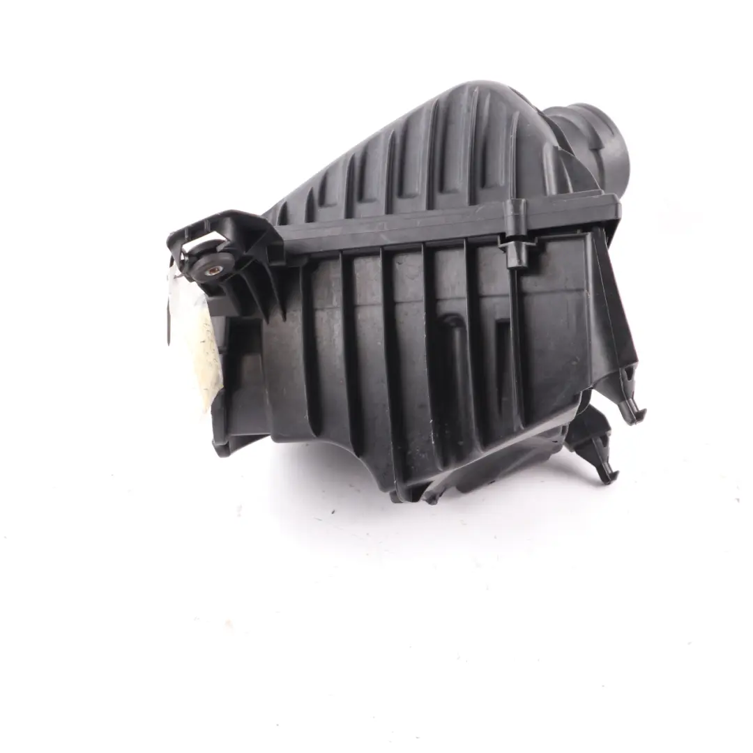 B38 Intake Air Box Filter Housing to Air Box BMW F40 F46 Mini F56 F57 F60 with Part number 8655834 Air Box BMW F40 F46 Mini F56 F57 F60 B38 Intake Air Box Filter Housing - SKU 8655834-2 - Part number 8655834