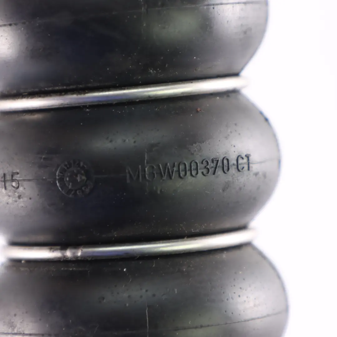 Manguera Admisión Aire Turbocompresor Gasolina para Mini F55 F56 F57 F60 con número de pieza 8655836 Mini F55 F56 F57 F60 Manguera Admisión Aire Turbocompresor Gasolina - SKU 8655836 - Número de pieza 8655836