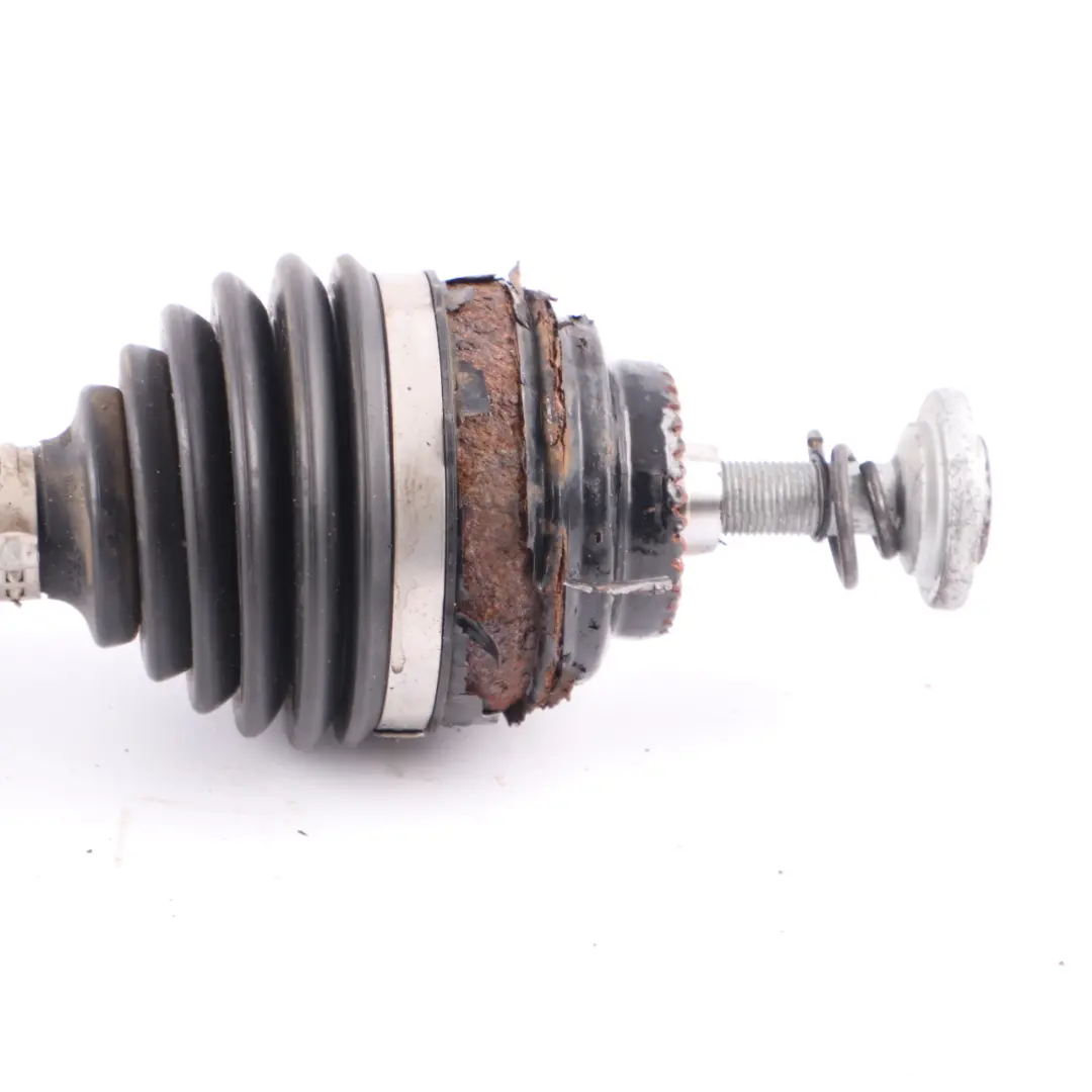 Arbre transmission Mini F55 F56 Cooper SD Arbre de sortie avant gauche pour à propos du numéro de pièce 8661687 Arbre transmission Mini F55 F56 Cooper SD Arbre de sortie avant gauche - SKU 8661687 - Numéro de pièce 8661687