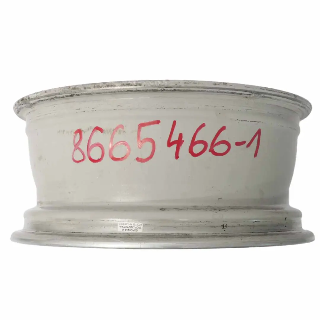 Cerchio in lega argento 16" ET:52,5 6,5J 7 Raggi per Volvo C30 S40 V50 con numero di parte 8665466 Volvo C30 S40 V50 Cerchio in lega argento 16" ET:52,5 6,5J 7 Raggi - SKU 8665466-1 - Numero di parte 8665466