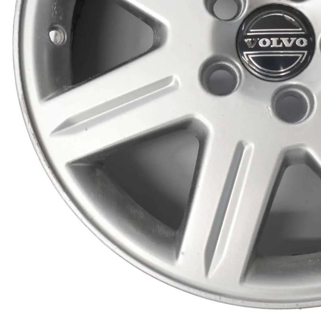 Cerchio in lega argento 16" ET:52,5 6,5J 7 Raggi per Volvo C30 S40 V50 con numero di parte 8665466 Volvo C30 S40 V50 Cerchio in lega argento 16" ET:52,5 6,5J 7 Raggi - SKU 8665466-1 - Numero di parte 8665466