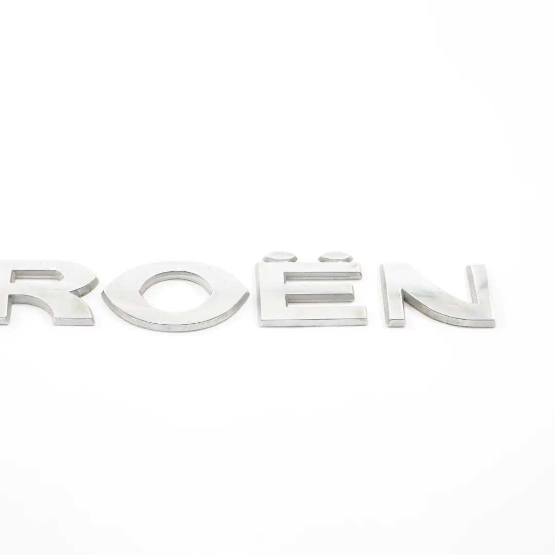 Citroen Relay Jumper Porta posteriore Tronco Portellone Emblema Lettering per con numero di parte 8665X7 Citroen Relay Jumper Porta posteriore Tronco Portellone Emblema Lettering - SKU 8665X7 - Numero di parte 8665X7