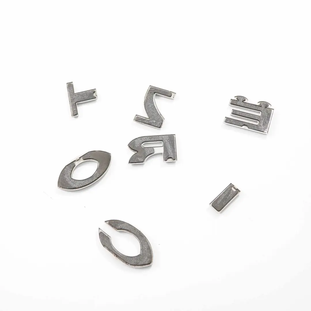  Citroen Relay Jumper Lettrage l'emblème porte arrière coffre hayon Adhered - SKU 8665X7 - Numéro de pièce 8665X7