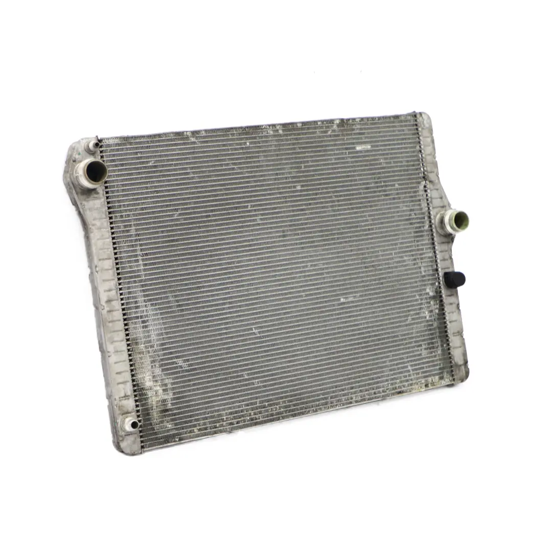 BMW F10 F11 F12 F13 N63 N63N Engine Cooling Coolant Water Radiator 7601831 - SKU 8669004 - Part number 8669004