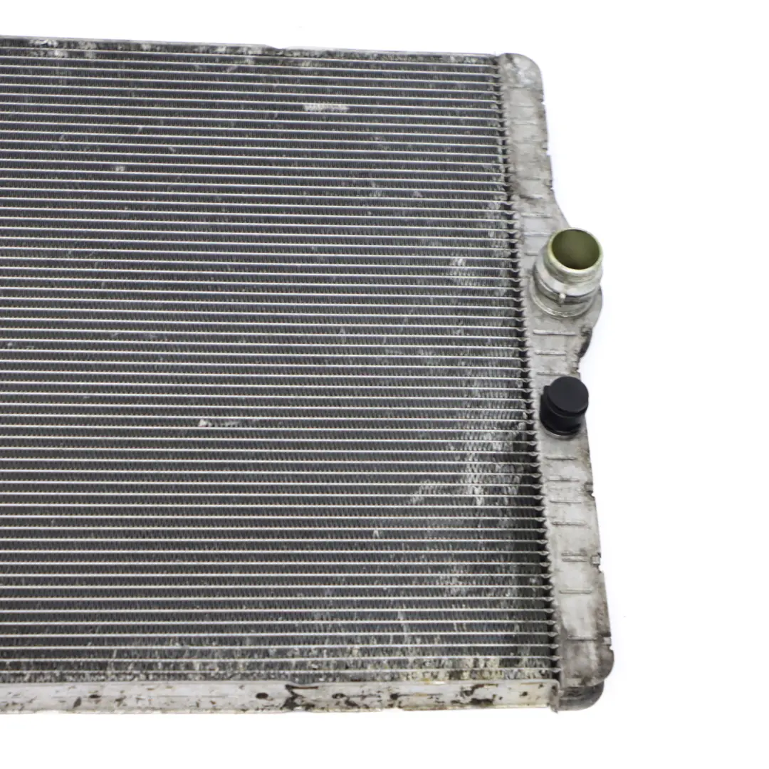BMW F10 F11 F12 F13 N63 N63N Refroidissement Moteur Eau Radiateur 7601831 - SKU 8669004 - Numéro de pièce 8669004