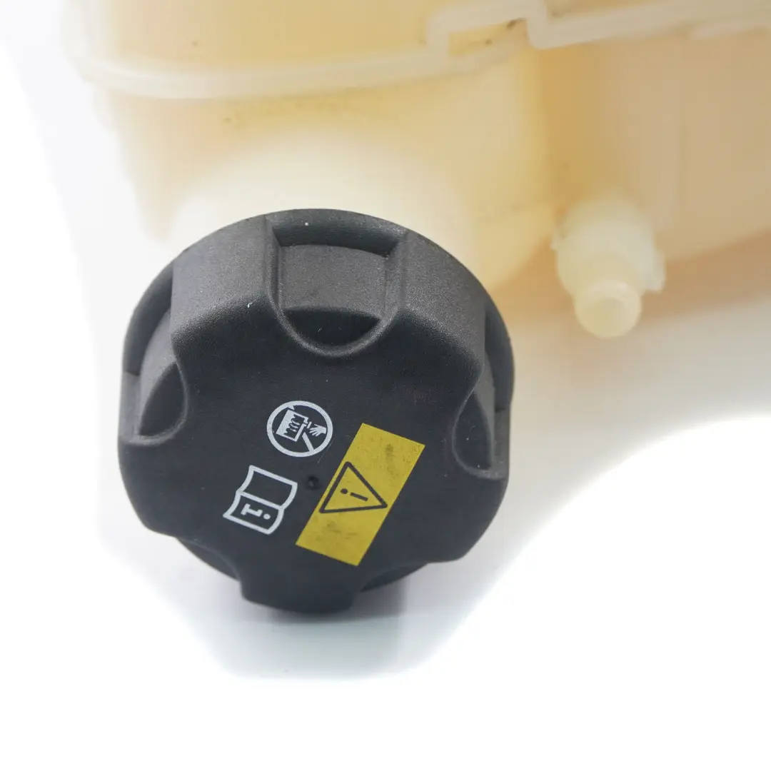 Ausgleichs Behälter Kühlmittel Flasche B48E für BMW F40 Mini F54 LCI F60 mit Teilenummer 8669928 BMW F40 Mini F54 LCI F60 Ausgleichs Behälter Kühlmittel Flasche B48E - SKU 8669928 - Teilenummer 8669928