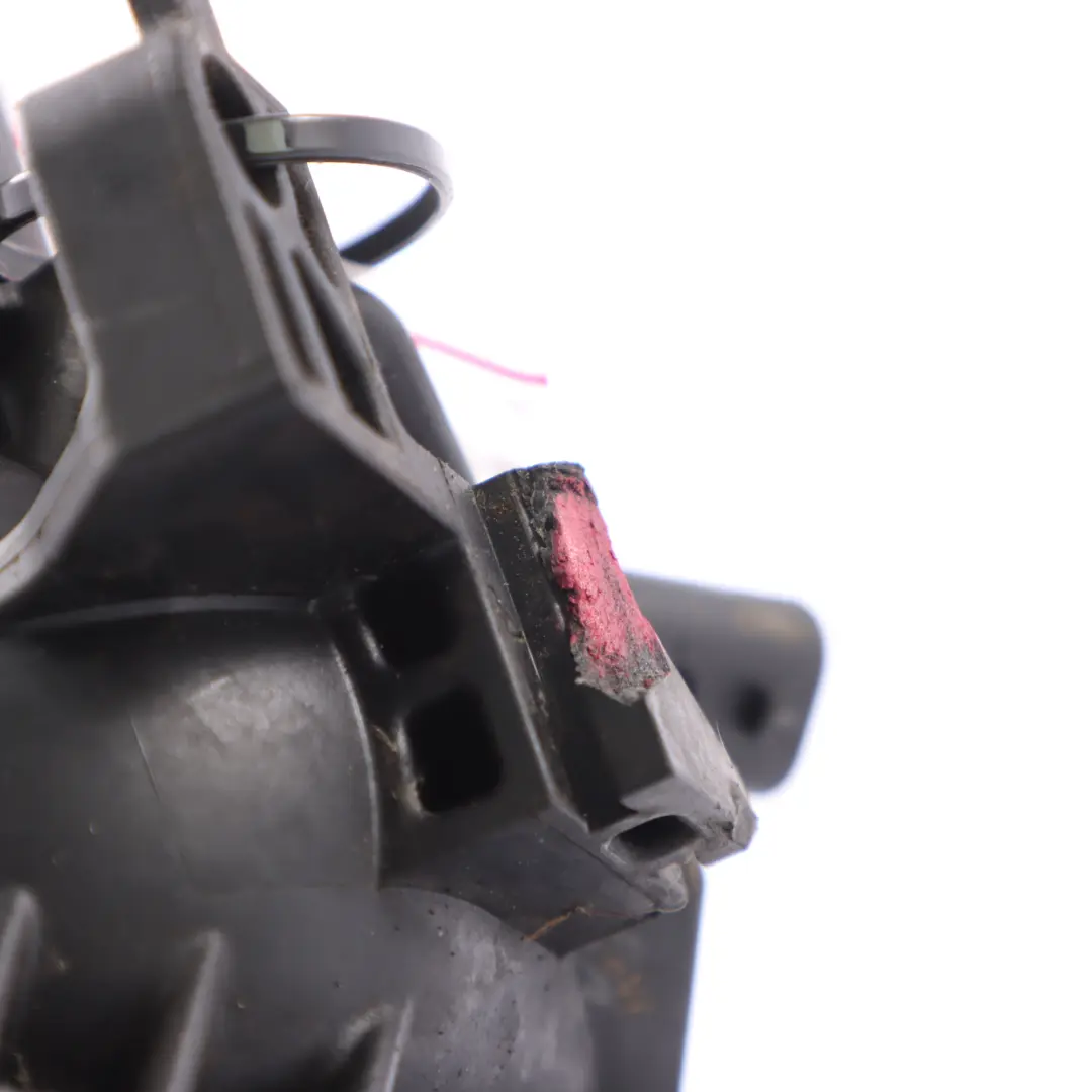 Thermostat BMW F10 F12 F07GT F06 Petrol N55 Coolant Thermostat to with Part number 8671516 Thermostat BMW F10 F12 F07GT F06 Petrol N55 Coolant Thermostat - SKU 8671516 - Part number 8671516