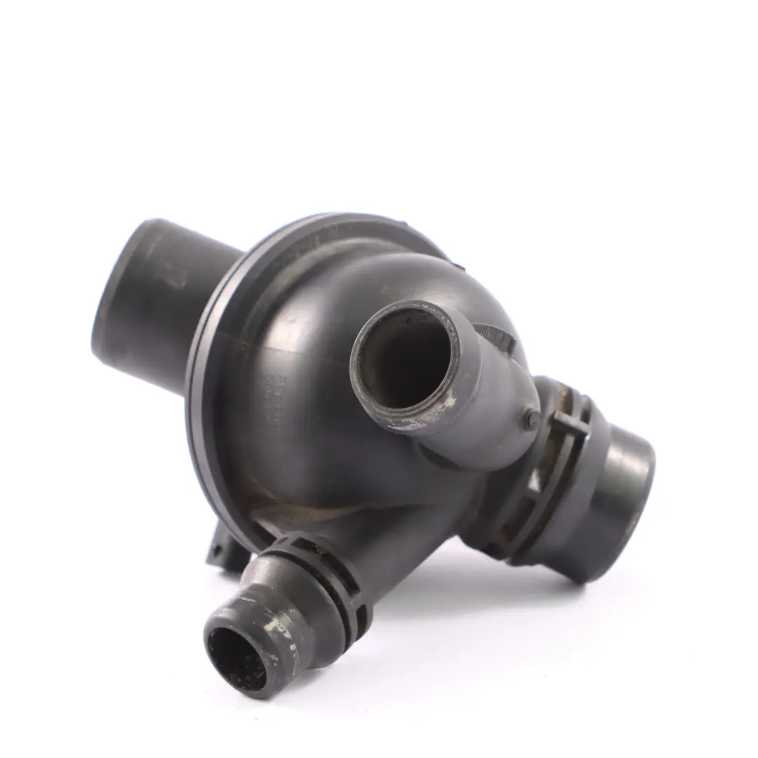 F07GT F06 Benzyna N55 Termostat płynu chłodzącego do BMW F10 F12 o numerze 8671516 BMW F10 F12 F07GT F06 Benzyna N55 Termostat płynu chłodzącego - SKU 8671516 - Numer Części 8671516