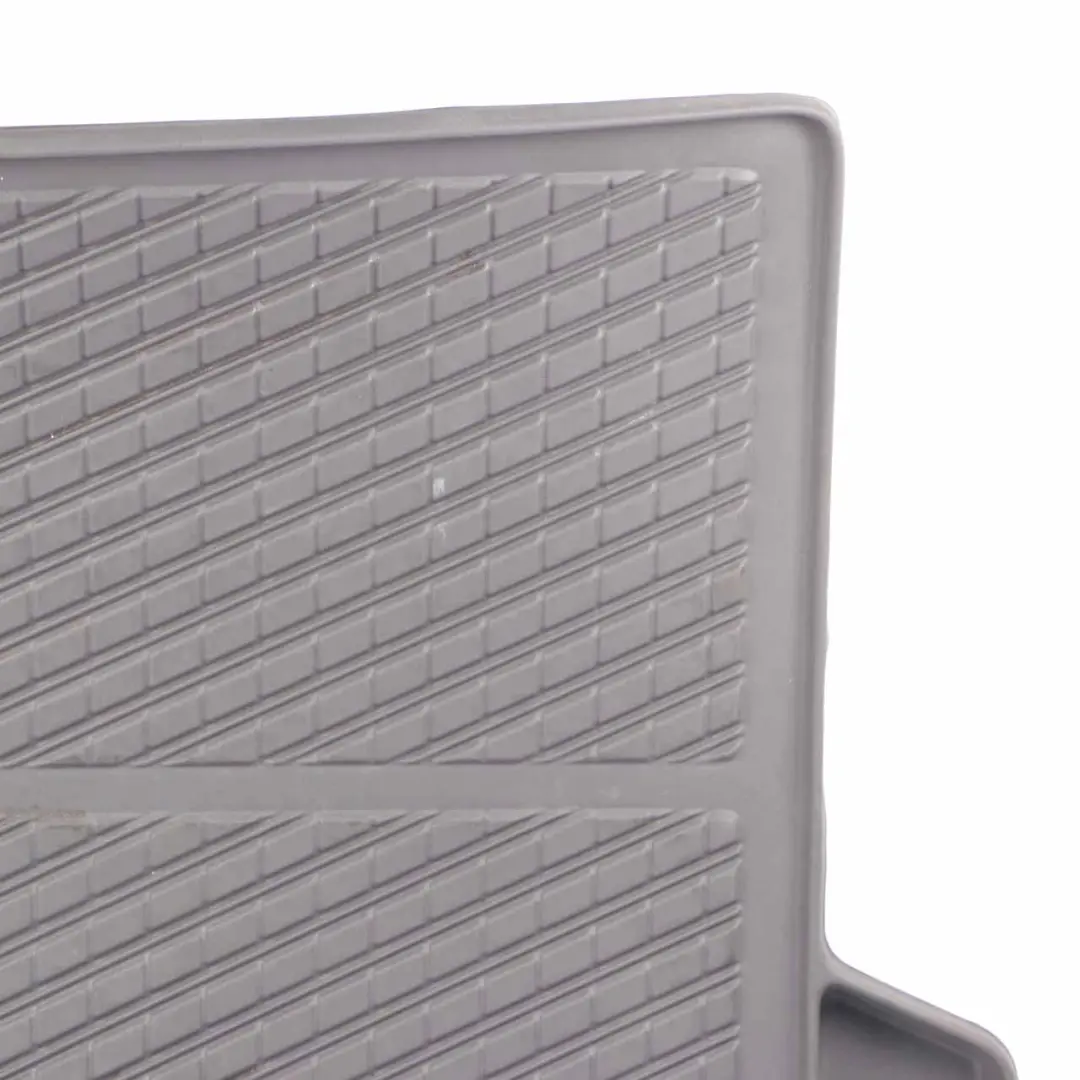 Boot Trunk Floor Luggage Compartment Rubber Mat Covering to Volvo S40 with Part number 8685577 Volvo S40 Boot Trunk Floor Luggage Compartment Rubber Mat Covering - SKU 8685577 - Part number 8685577