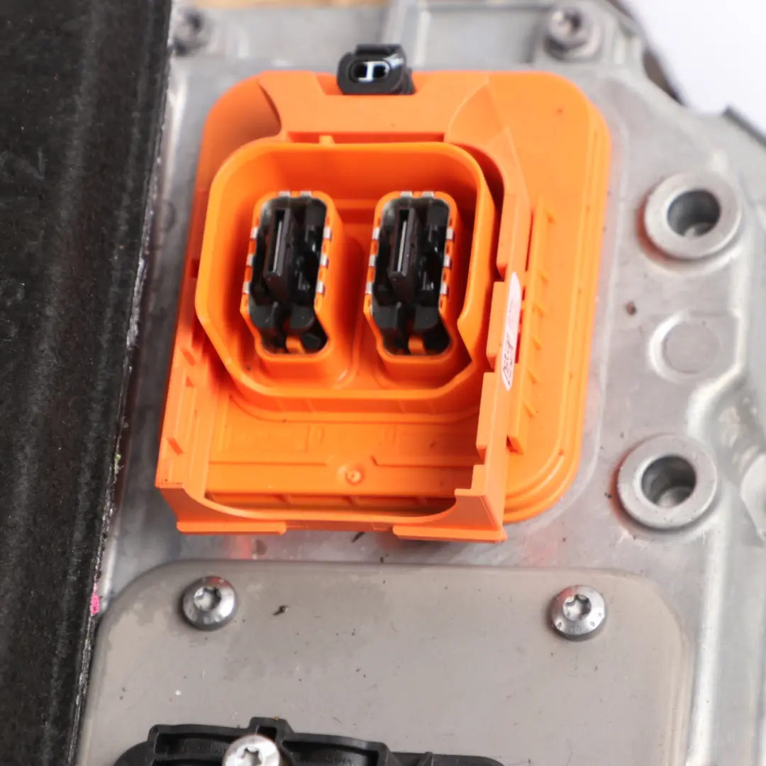 26Ah High Voltage Battery Accumulator Storage 8682676 to BMW X5 F15 Hybrid Electric with Part number 8686085 BMW X5 F15 Hybrid Electric 26Ah High Voltage Battery Accumulator Storage 8682676 - SKU 8686085 - Part number 8686085