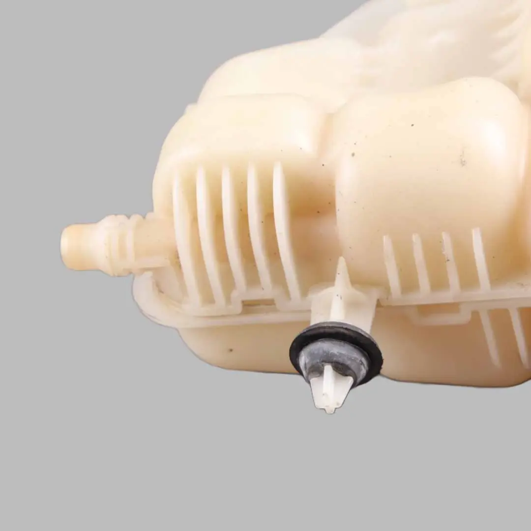 Réservoir Liquide Refroidissement pour BMW X1 F48 F45 Mini F55 F56 F60 à propos du numéro de pièce 8687503 BMW X1 F48 F45 Mini F55 F56 F60 Réservoir Liquide Refroidissement - SKU 8687503 - Numéro de pièce 8687503