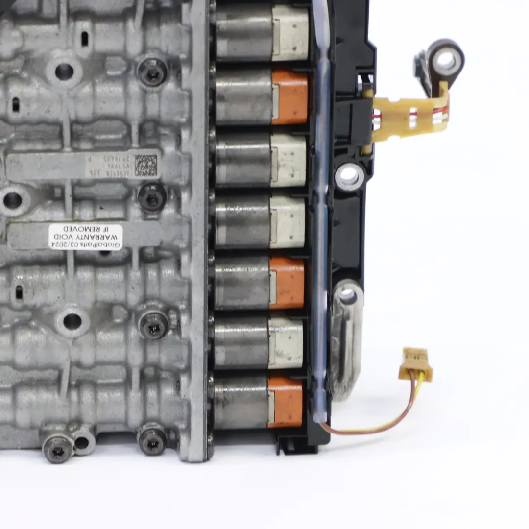 Automatikgetriebe Mechatronik GA8HP45Z für BMW F20 F30 F07 GT F25 mit Teilenummer 8687807 BMW F20 F30 F07 GT F25 Automatikgetriebe Mechatronik GA8HP45Z - SKU 8687807 - Teilenummer 8687807