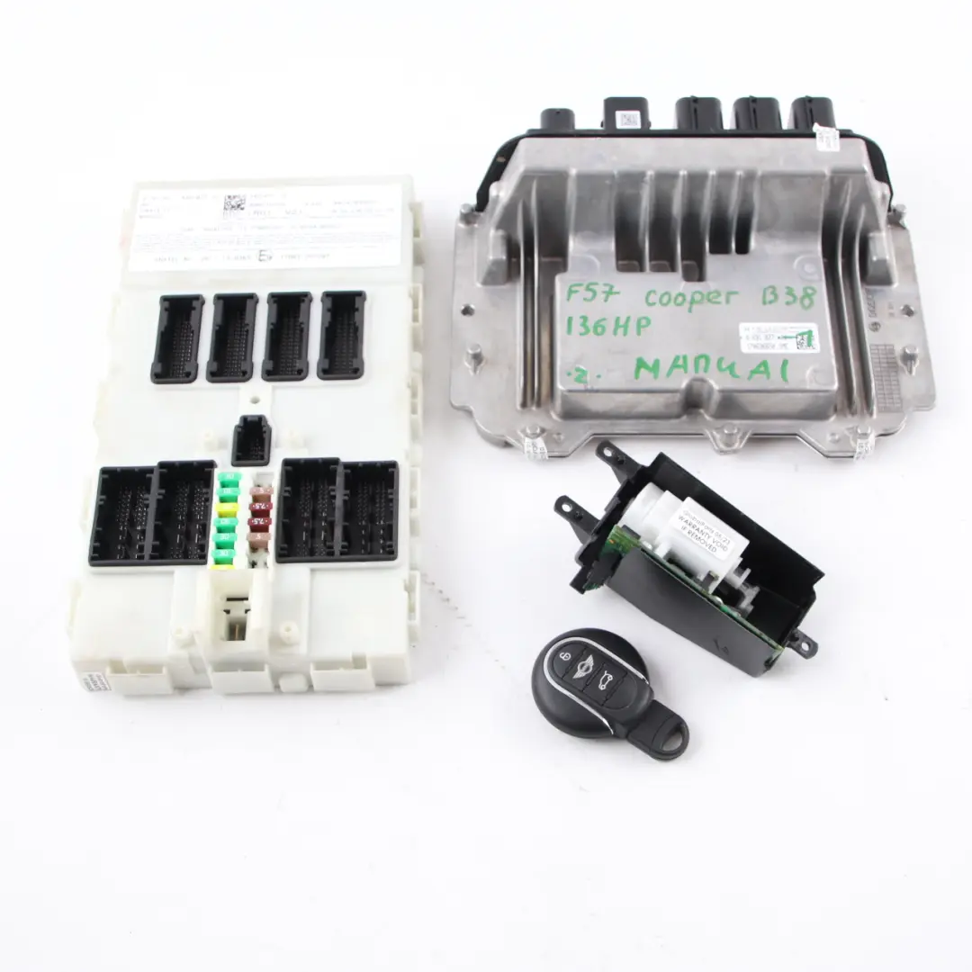 B38 136HP Petrol Engine Control Unit ECU DME Manual to Mini Cooper F56 with Part number 8691827 Mini Cooper F56 B38 136HP Petrol Engine Control Unit ECU DME Manual - SKU 8691827 - Part number 8691827