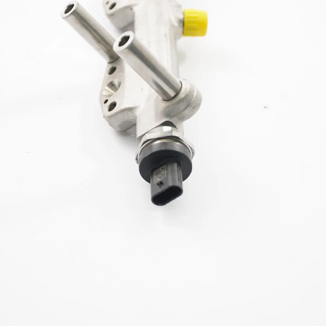 BMW F20 F30 LCI Mini F55 F56 B38 Alta Presión Rail Combustible Gasolina - SKU 8694197-1 - Número de pieza 8694197