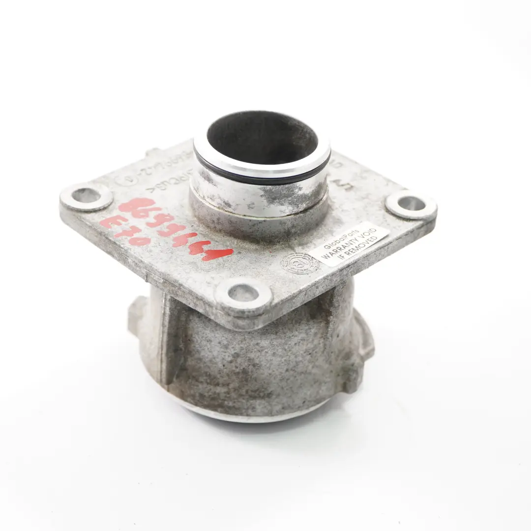 Podpora Wspornik Półoś Prawa do BMW F90 M5 G11 G30 o numerze 8699441 BMW F90 M5 G11 G30 Podpora Wspornik Półoś Prawa - SKU 8699441 - Numer Części 8699441