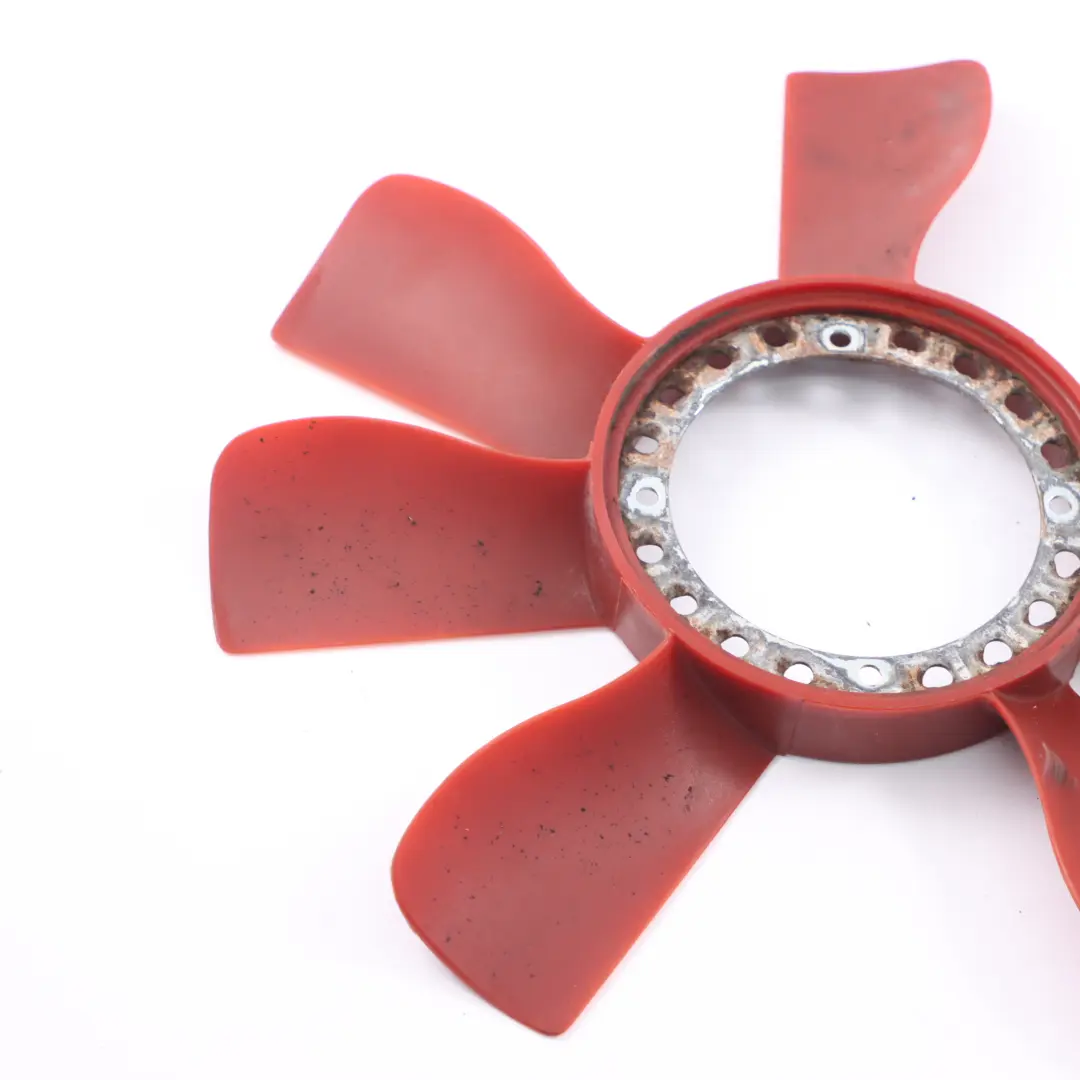 MK4 Motor Refrigeración Radiador Ventilador Aspa Viscoso para Ford Transit con número de pieza 86VB8600AA Ford Transit MK4 Motor Refrigeración Radiador Ventilador Aspa Viscoso - SKU 86VB8600AA - Número de pieza 86VB8600AA