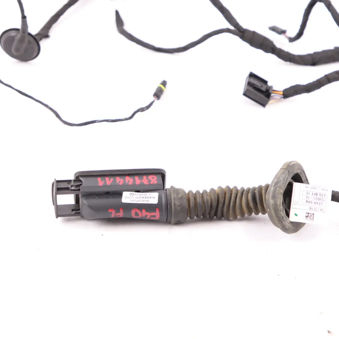 Wiązka Przewodów Drzwi Przednia Lewa 8714410 do BMW F40 o numerze 8714411 BMW F40 Wiązka Przewodów Drzwi Przednia Lewa 8714410 - SKU 8714411 - Numer Części 8714411