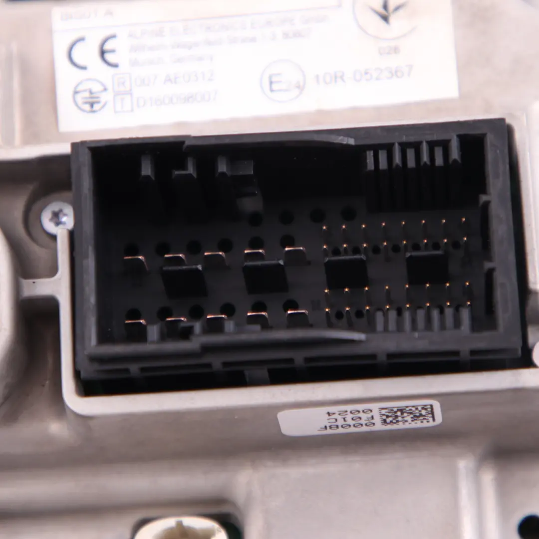 Display Screen Radio CD Player Control Unit to Mini F55 F56 F57 Mini 2 with Part number 8718683 Mini F55 F56 F57 Mini 2 Display Screen Radio CD Player Control Unit - SKU 8718683 - Part number 8718683