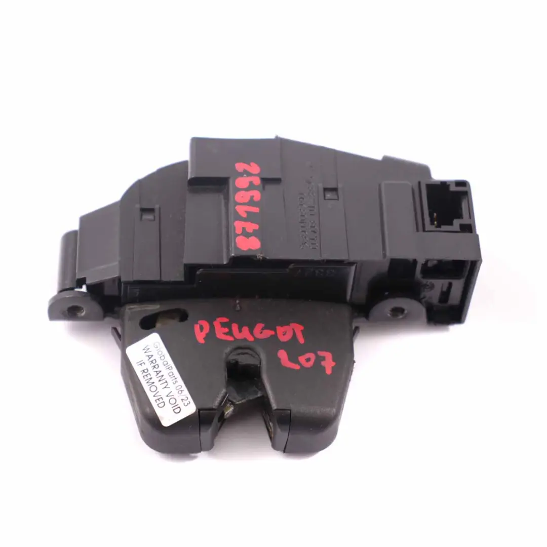 Serratura del baule portellone posteriore 96660403980 per Peugeot 207 con numero di parte 871992 Peugeot 207 Serratura del baule portellone posteriore 96660403980 - SKU 871992 - Numero di parte 871992