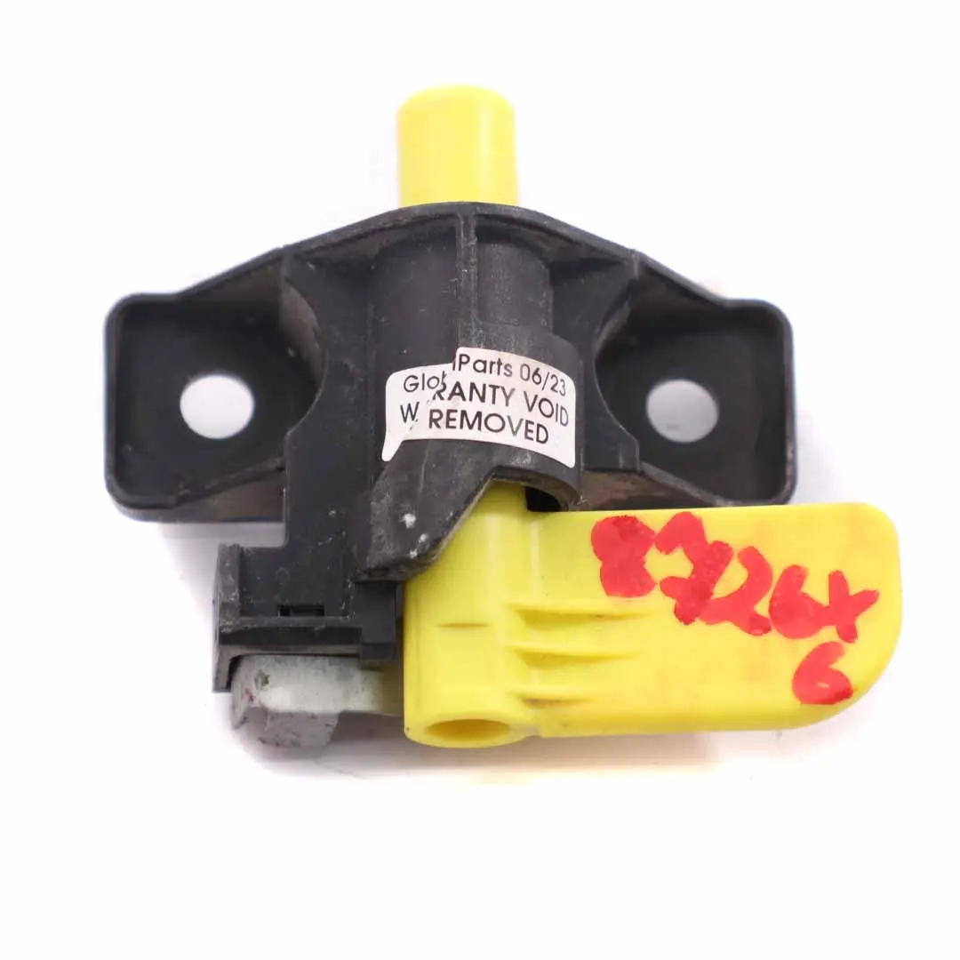 Citroen Berlingo Peugeot Partner Rear Door Hinge Lock Locking Rack to with Part number 8726X6 Citroen Berlingo Peugeot Partner Rear Door Hinge Lock Locking Rack - SKU 8726X6 - Part number 8726X6