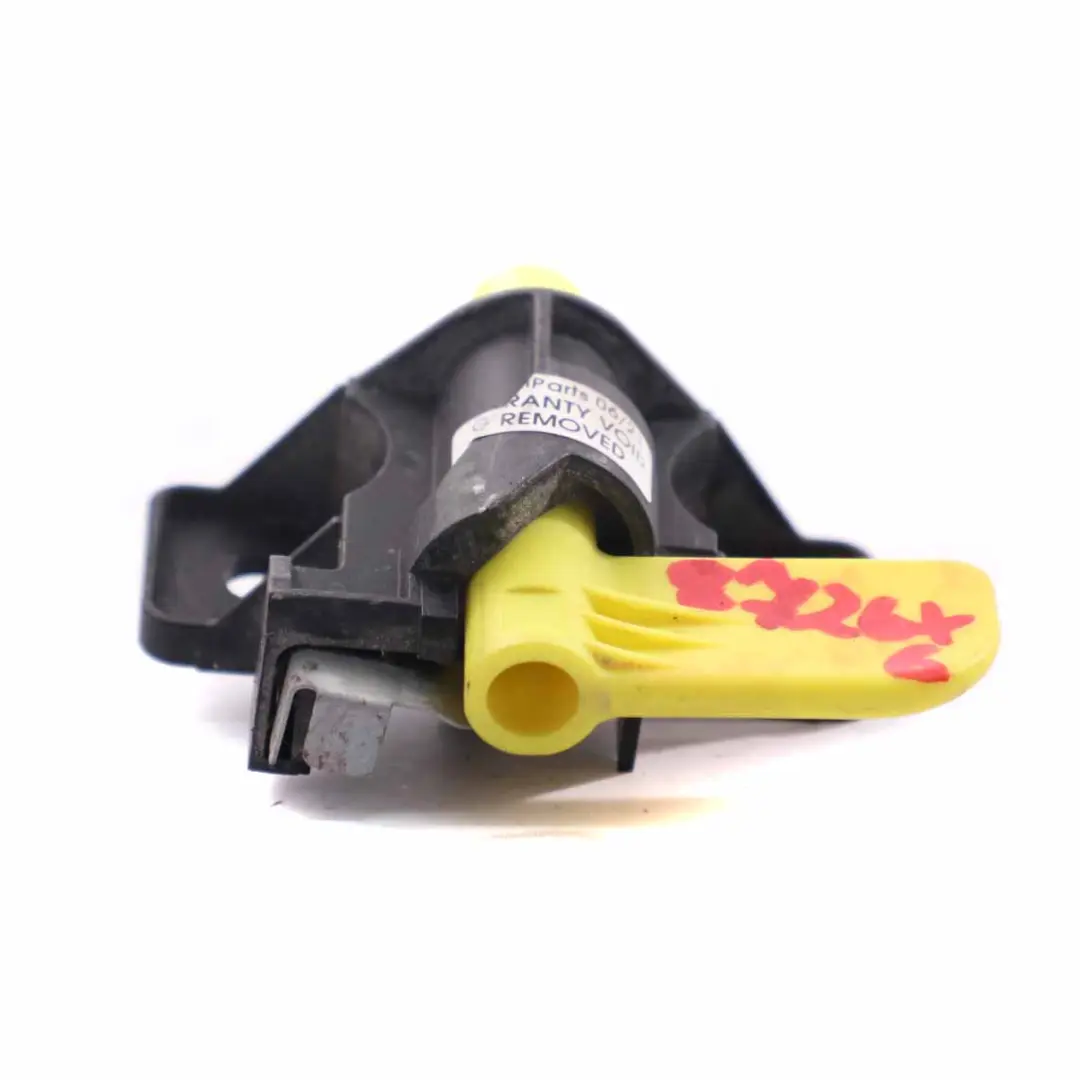 Citroen Berlingo Peugeot Partner Rear Door Hinge Lock Locking Rack to with Part number 8726X6 Citroen Berlingo Peugeot Partner Rear Door Hinge Lock Locking Rack - SKU 8726X6 - Part number 8726X6