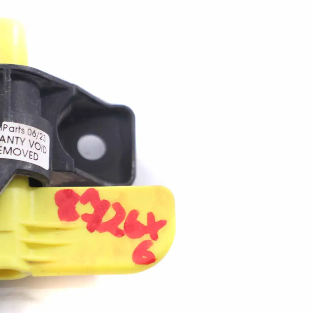 Citroen Berlingo Puerta Trasera Bisagra Cerradura Cremallera para con número de pieza 8726X6 Citroen Berlingo Puerta Trasera Bisagra Cerradura Cremallera - SKU 8726X6 - Número de pieza 8726X6