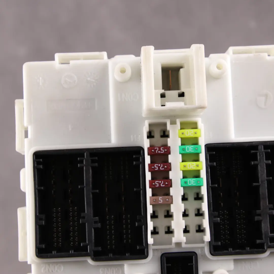 FEM Module BMW F20 F21 F22 F30 F32 ECU Control Unit Fuse Box to with Part number 8733505 FEM Module BMW F20 F21 F22 F30 F32 ECU Control Unit Fuse Box - SKU 8733505 - Part number 8733505