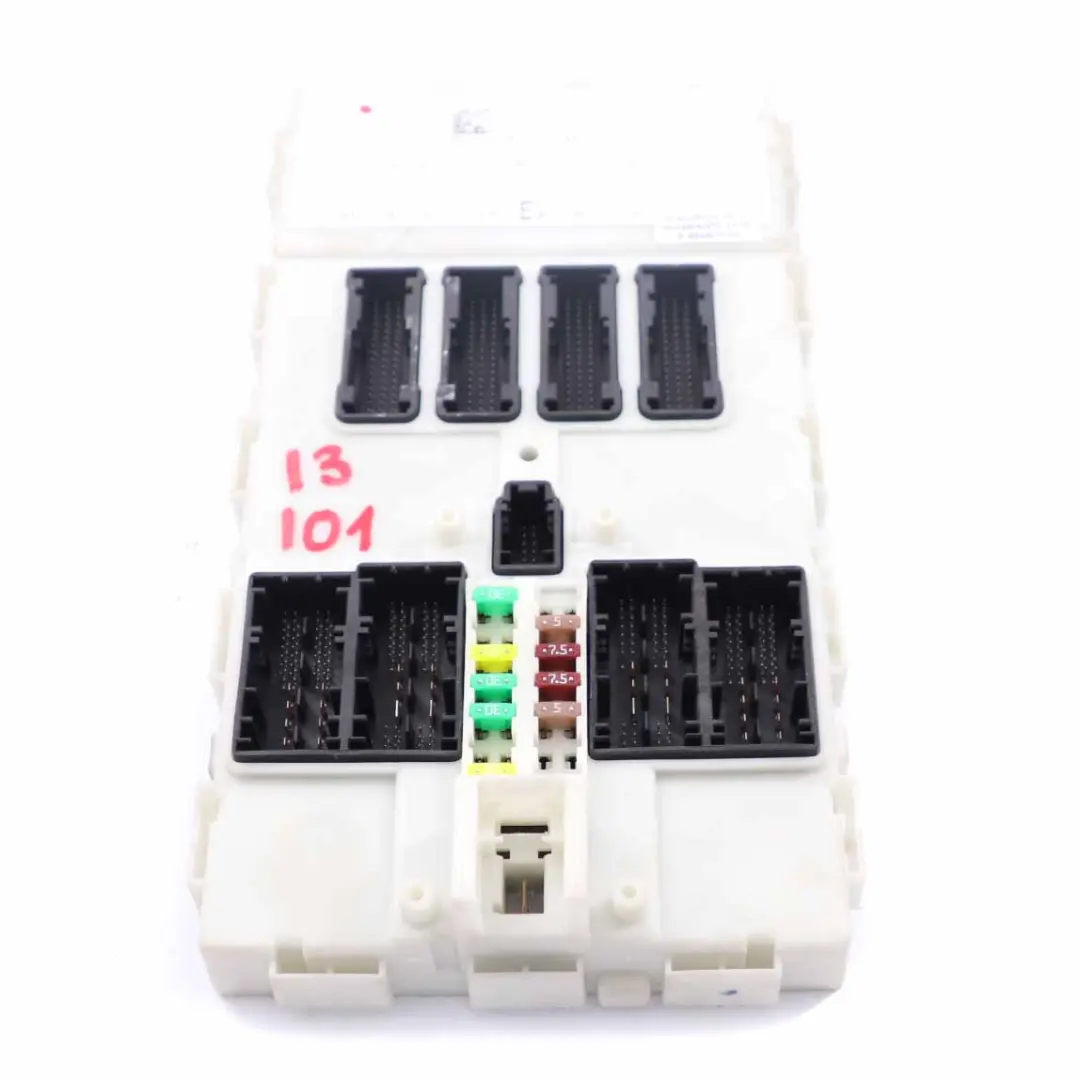 Body Domain Comfort Control Unit BDC Módulo ECU para BMW i3 I01 con número de pieza 8736682 BMW i3 I01 Body Domain Comfort Control Unit BDC Módulo ECU - SKU 8736682 - Número de pieza 8736682