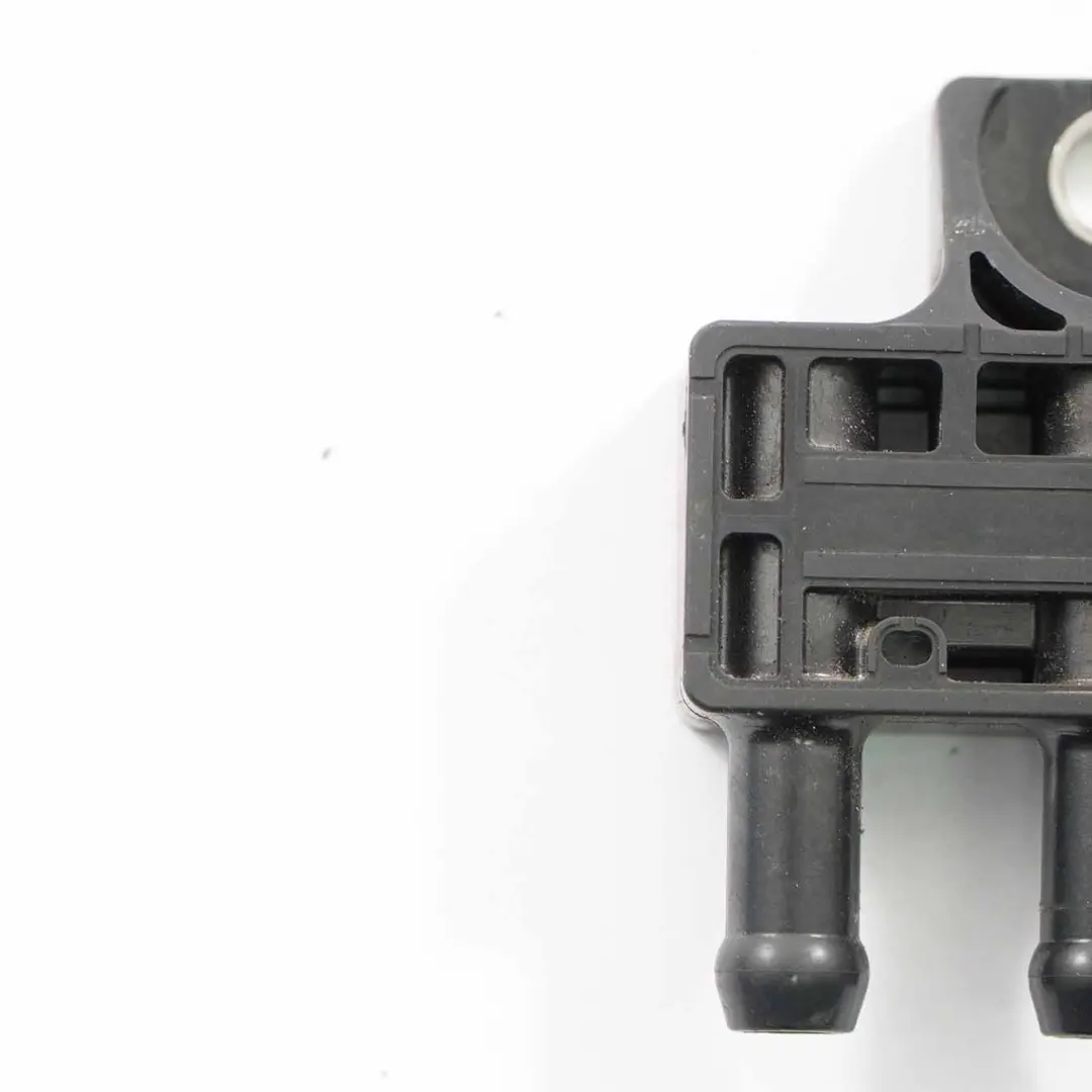 F82N M4 F87N M2 X3 F97 Sensore pressione differenziale per BMW con numero di parte 8746944 BMW F82N M4 F87N M2 X3 F97 Sensore pressione differenziale - SKU 8746944 - Numero di parte 8746944