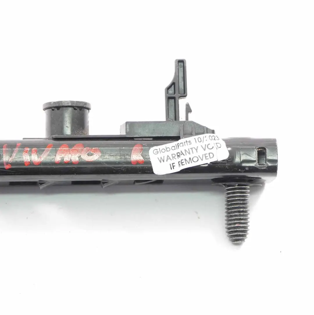 Regolatore altezza cintura sicurezza anteriore per Trafic 3 Vivaro B con numero di parte 878242668R Trafic 3 Vivaro B Regolatore altezza cintura sicurezza anteriore - SKU 878242668R - Numero di parte 878242668R