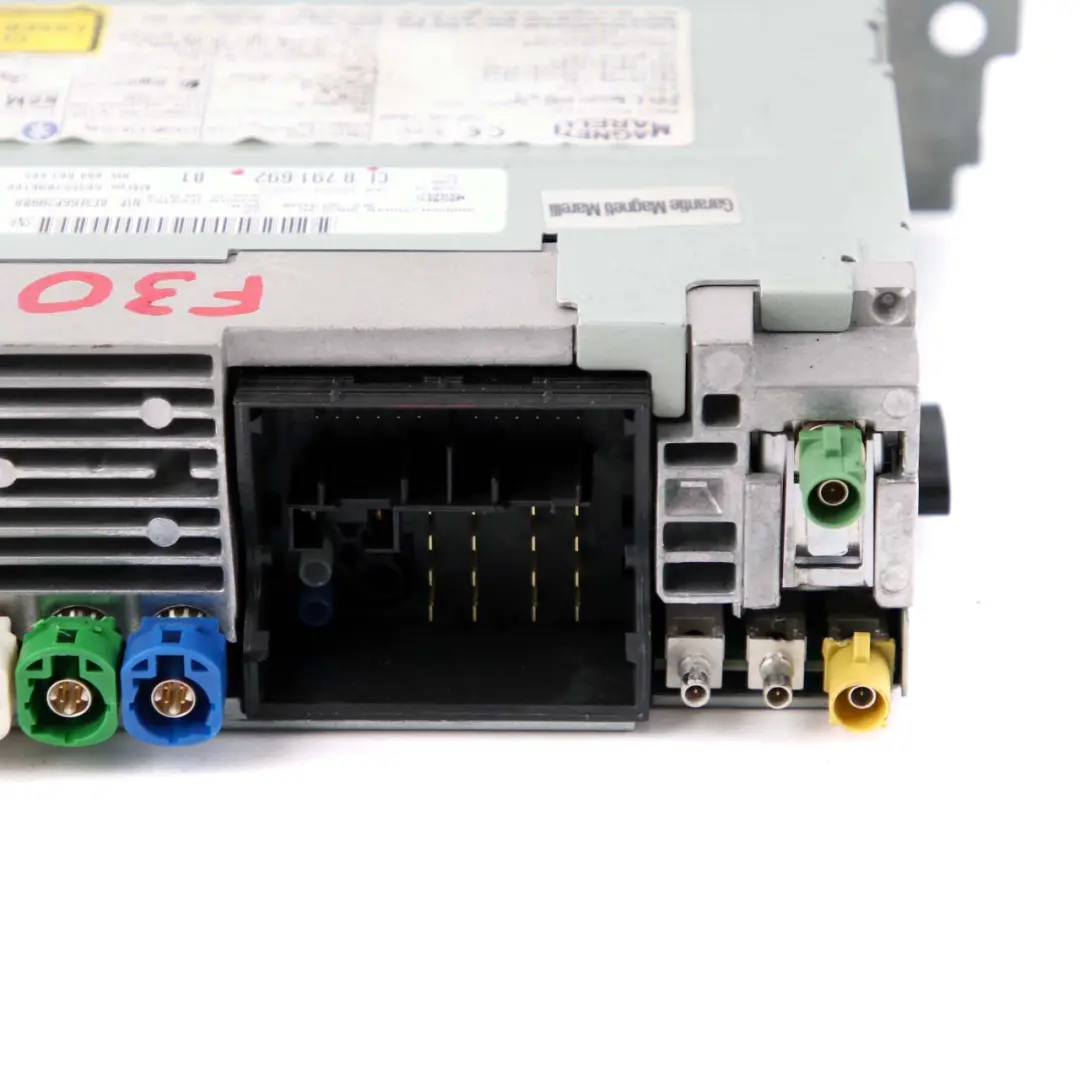 Head Unit Basis Media Navegación Headunit para BMW F10 F20 F30 con número de pieza 8791692 BMW F10 F20 F30 Head Unit Basis Media Navegación Headunit - SKU 8791692 - Número de pieza 8791692