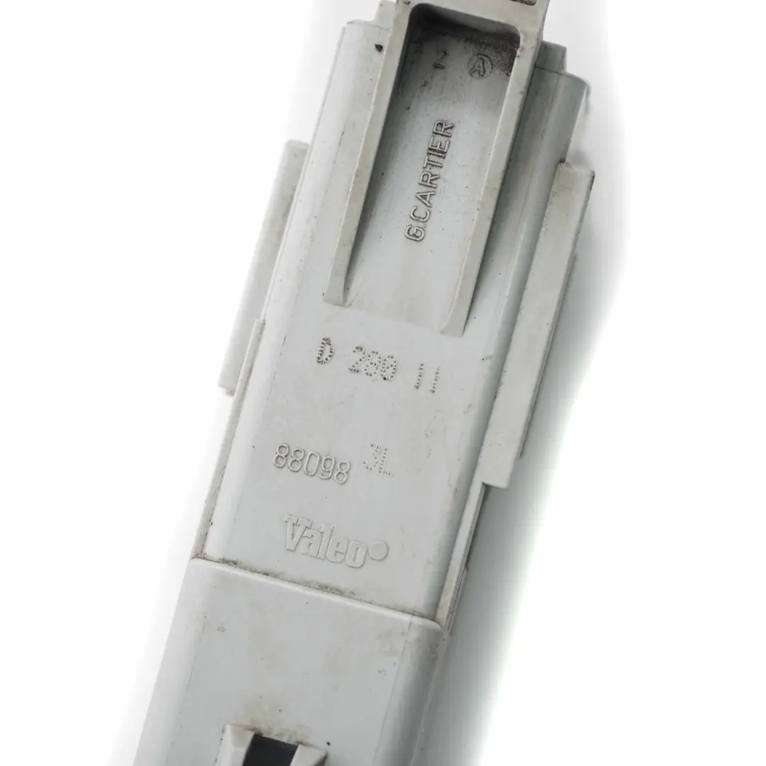 Relè radiatore ventola raffreddamento Valeo WH1153 per Mercedes Sprinter W906 con numero di parte 88098 Mercedes Sprinter W906 Relè radiatore ventola raffreddamento Valeo WH1153 - SKU 88098 - Numero di parte 88098