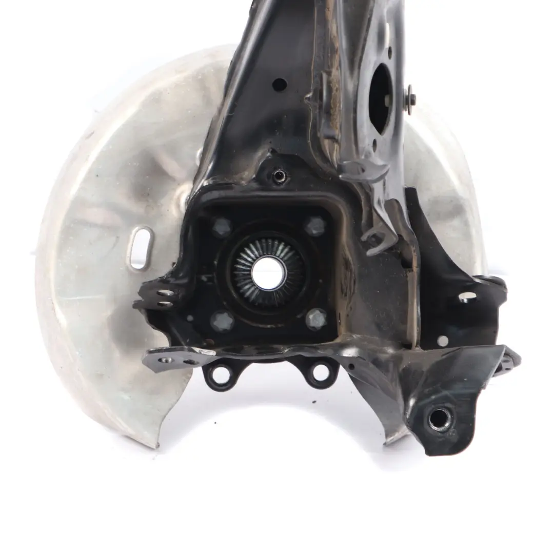 Sospensione posteriore sinistra Gamba Assale Mozzo Montaggio per BMW F40 con numero di parte 8842879 BMW F40 Sospensione posteriore sinistra Gamba Assale Mozzo Montaggio - SKU 8842879 - Numero di parte 8842879