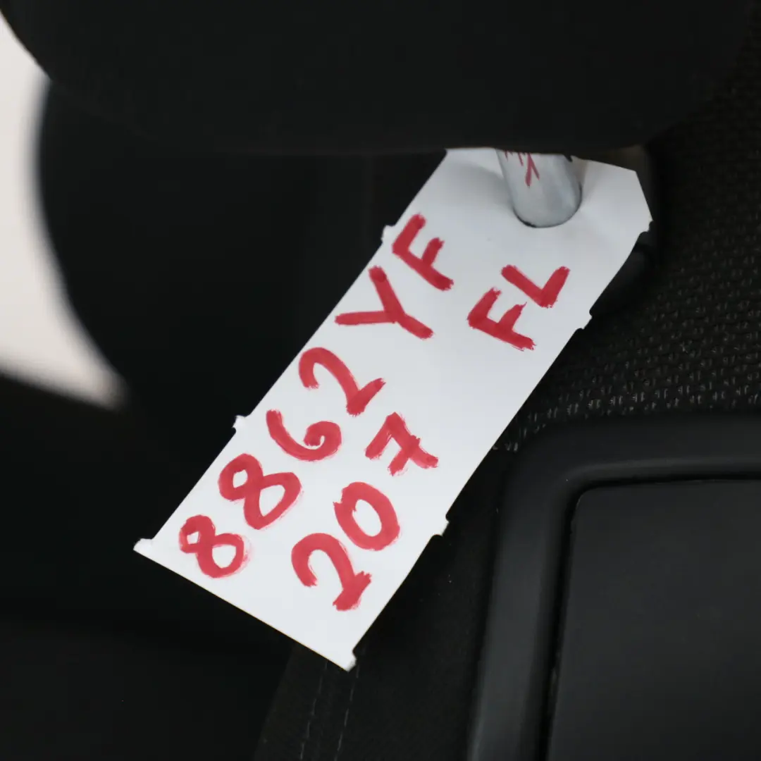 Peugeot 207 Siège Avant Gauche Tissu Noir Hatchback - SKU 8862YF - Numéro de pièce 8862YF