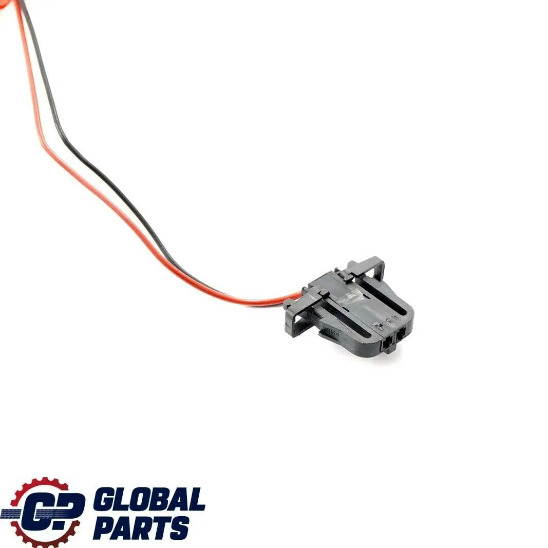 Tercera Luz De Freno De Alto Nivel para Mercedes W169 con número de pieza 89032461 Mercedes W169 Tercera Luz De Freno De Alto Nivel - SKU 89032461 - Número de pieza 89032461