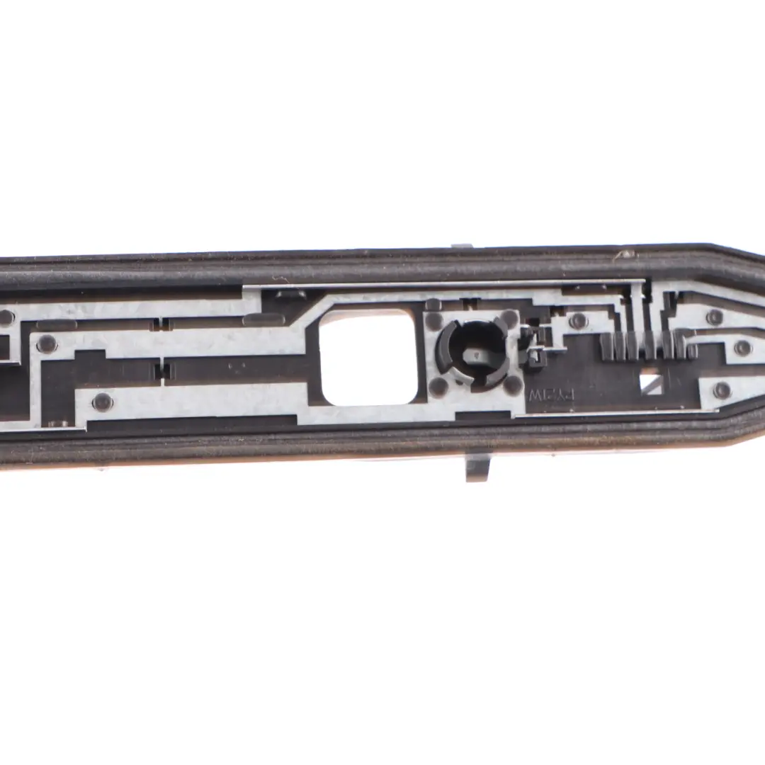 Citroen Dispatch Peugeot Expert Rear Lamp Bulb Holder Socket Right O/S to with Part number 89038145 Citroen Dispatch Peugeot Expert Rear Lamp Bulb Holder Socket Right O/S - SKU 89038145 - Part number 89038145