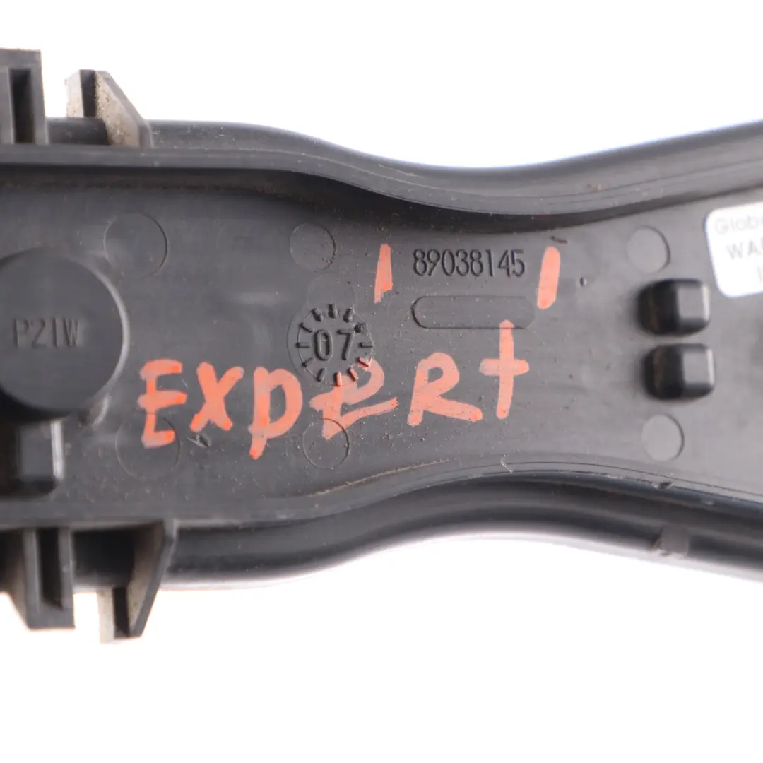 Citroen Dispatch Peugeot Expert Rear Lamp Bulb Holder Socket Right O/S to with Part number 89038145 Citroen Dispatch Peugeot Expert Rear Lamp Bulb Holder Socket Right O/S - SKU 89038145 - Part number 89038145