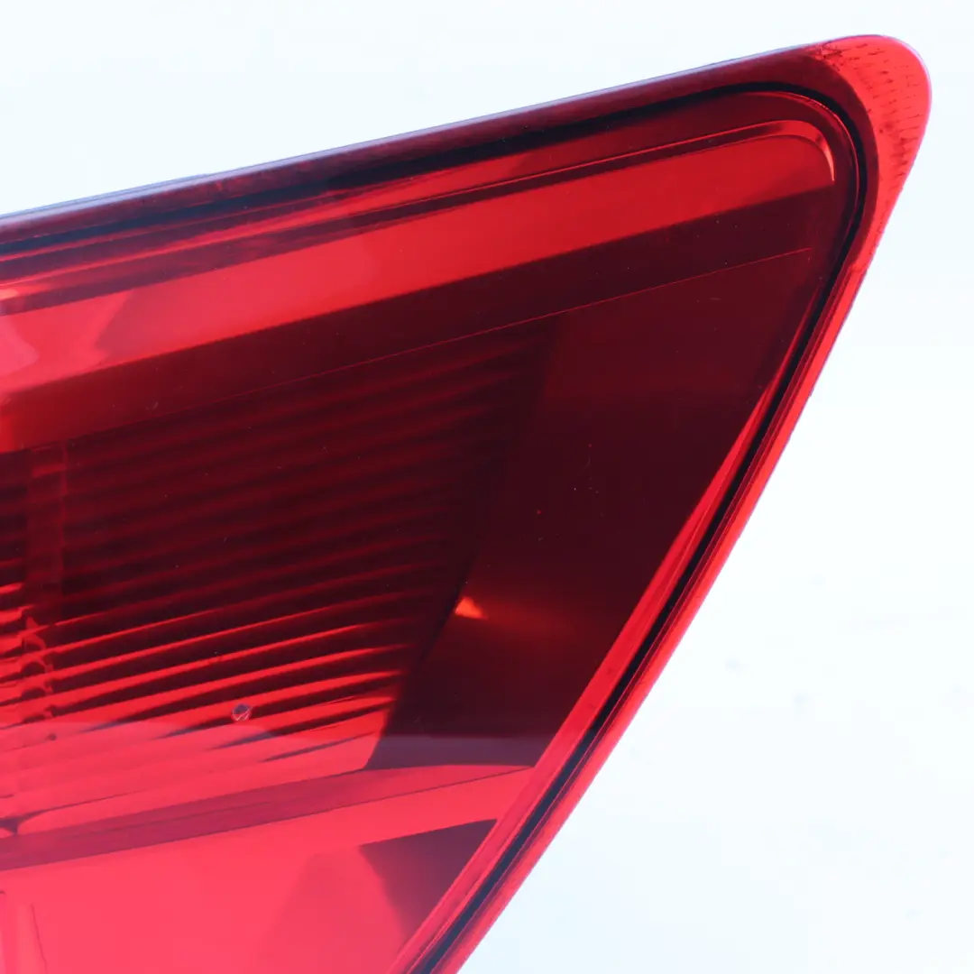 Quashqai J10 MK1 Rear Lamp Right O/S Tail Light Side Panel to Nissan with Part number 89071062 Nissan Quashqai J10 MK1 Rear Lamp Right O/S Tail Light Side Panel - SKU 89071062 - Part number 89071062