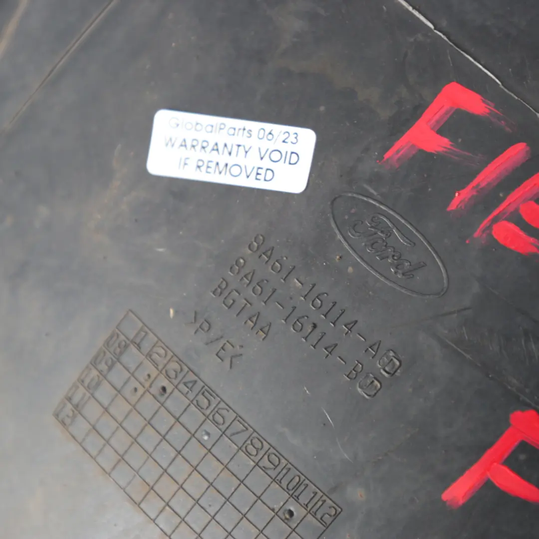 Radkasten vorne rechts Radzierblende für Ford Fiesta Mk7 mit Teilenummer 8A61-16114-B Ford Fiesta Mk7 Radkasten vorne rechts Radzierblende - SKU 8A61-16114-B - Teilenummer 8A61-16114-B