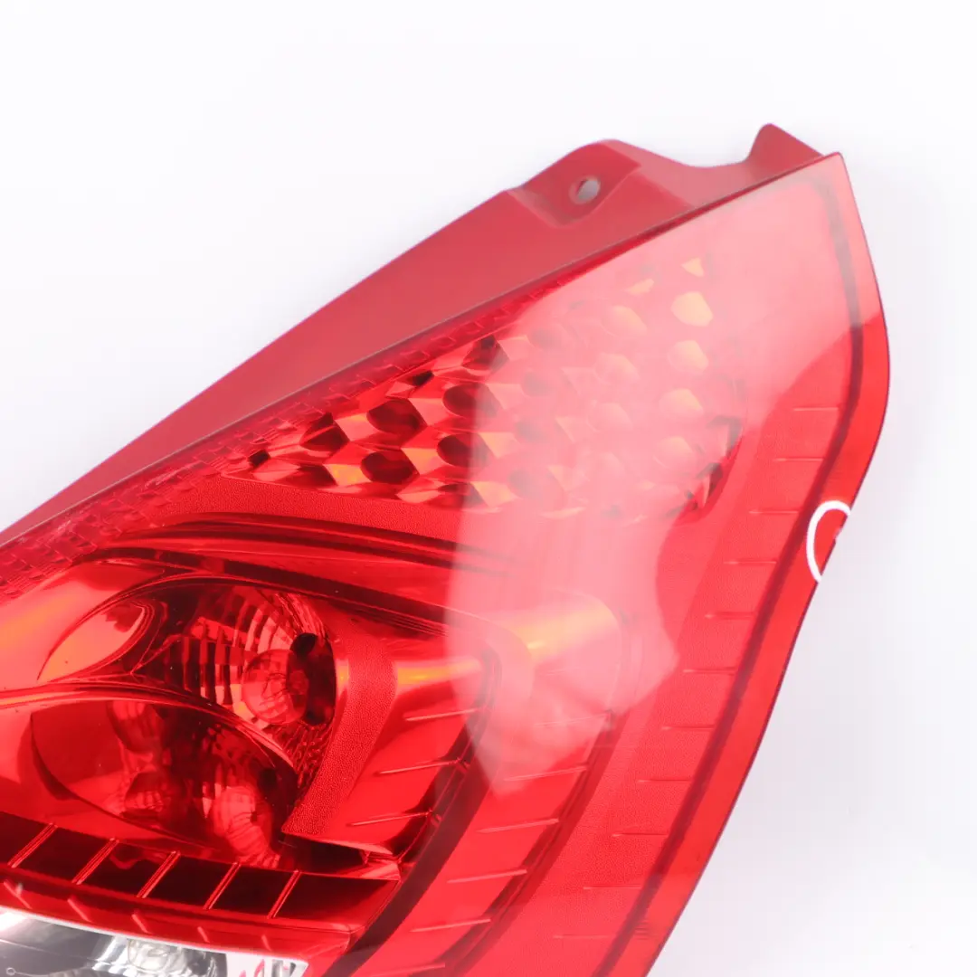 Ford Fiesta MK7 Rücklicht Lampe Seitenwand hinten links Rück licht 8A6113405A - SKU 8A6113404AC - Teilenummer 8A6113404AC