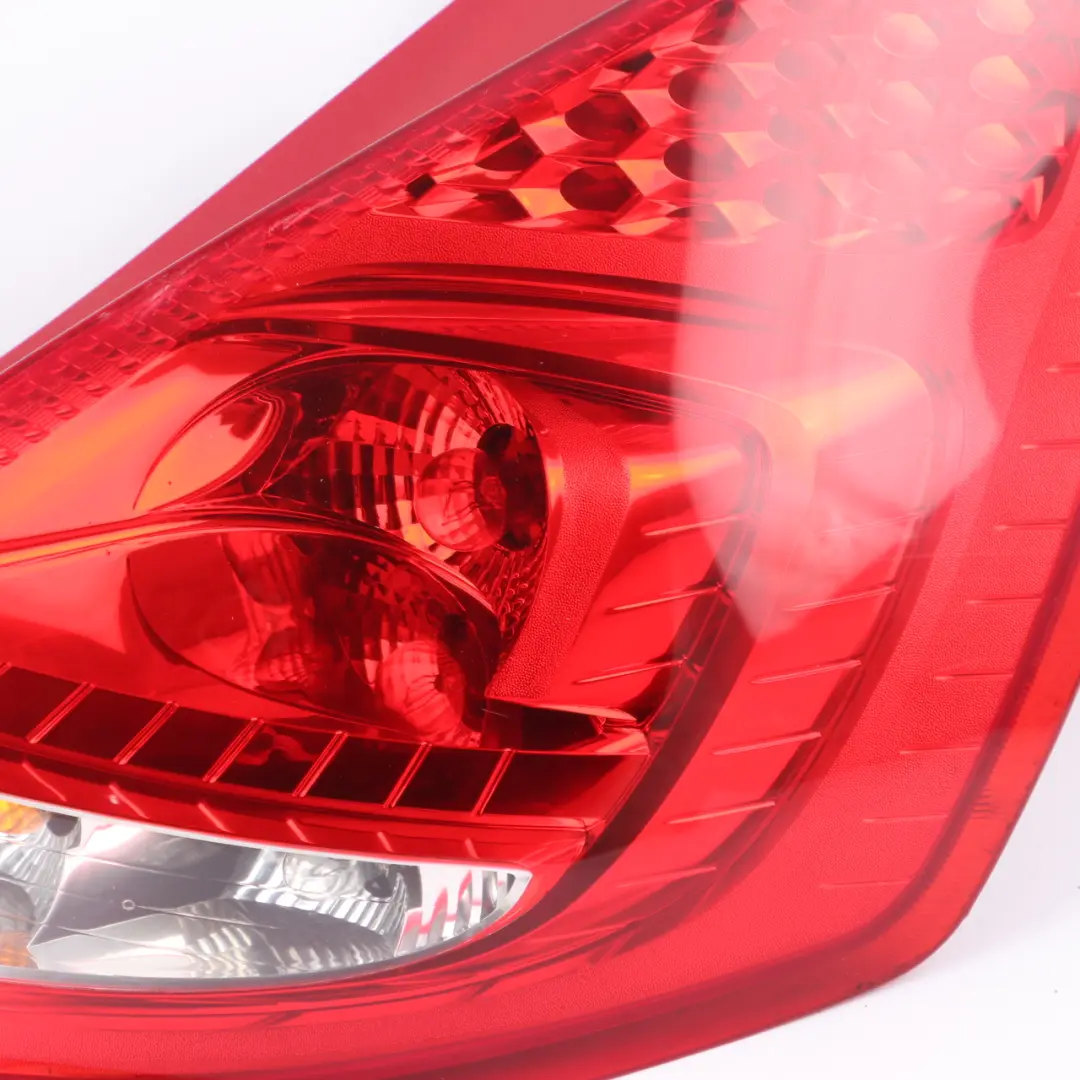 Tail Light Lamp Side Panel Rear Right O/S Taillight to Ford Fiesta MK7 with Part number 8A6113404AC Ford Fiesta MK7 Tail Light Lamp Side Panel Rear Right O/S Taillight - SKU 8A6113404AC - Part number 8A6113404AC