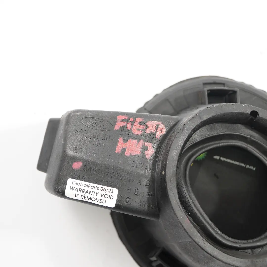 Tapa de la tapa del depósito de combustible Carcasa para Ford Fiesta MK7 con número de pieza 8A61A27936AG Ford Fiesta MK7 Tapa de la tapa del depósito de combustible Carcasa - SKU 8A61A27936AG - Número de pieza 8A61A27936AG