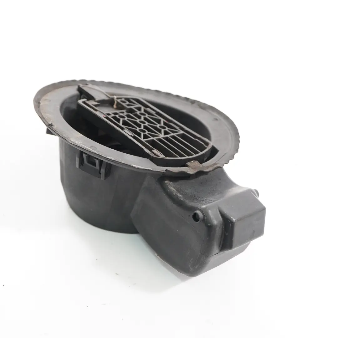 Ford Fiesta MK7 Couvercle trappe remplissage carburant Boîtier - SKU 8A61A27936AG - Numéro de pièce 8A61A27936AG