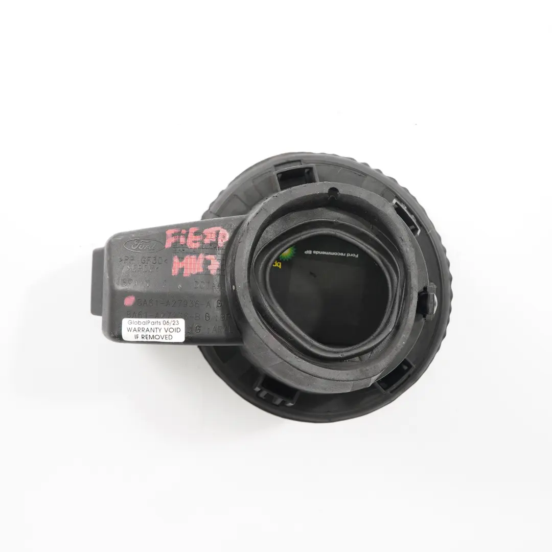 Tapa de la tapa del depósito de combustible Carcasa para Ford Fiesta MK7 con número de pieza 8A61A27936AG Ford Fiesta MK7 Tapa de la tapa del depósito de combustible Carcasa - SKU 8A61A27936AG - Número de pieza 8A61A27936AG