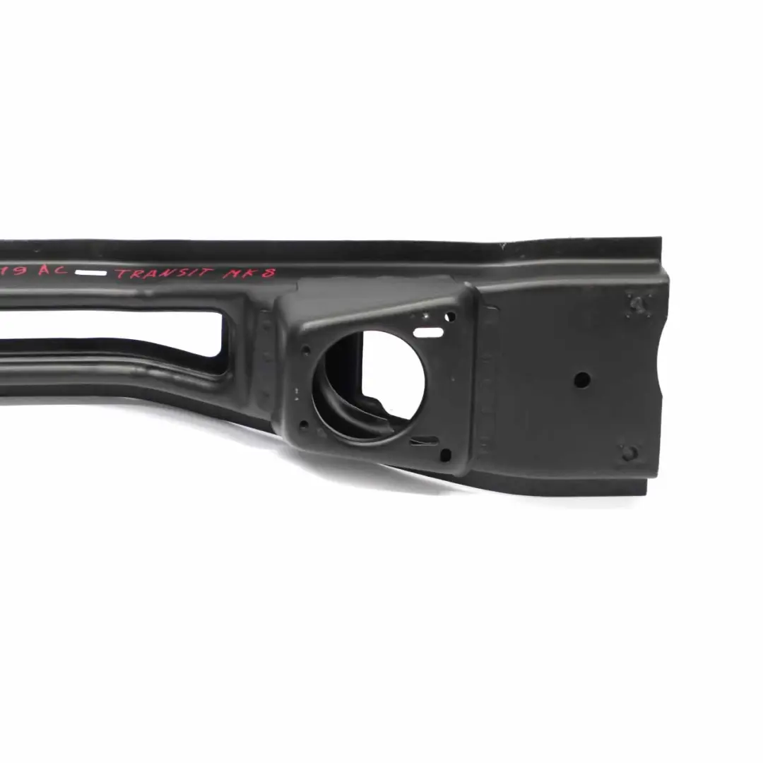 Ford Transit MK8 Soporte de Soporte de Subchasis de Eje Delantero 8C11-5W019-AC - SKU 8C115W019AC - Número de pieza 8C115W019AC