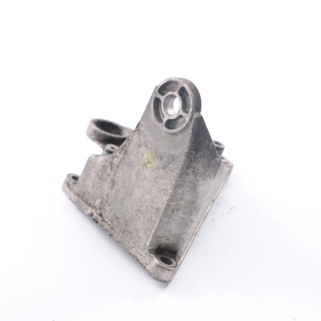 Support de boîte vitesses Support transmission pour VW Passat B5 à propos du numéro de pièce 8D039914S VW Passat B5 Support de boîte vitesses Support transmission - SKU 8D039914S - Numéro de pièce 8D039914S