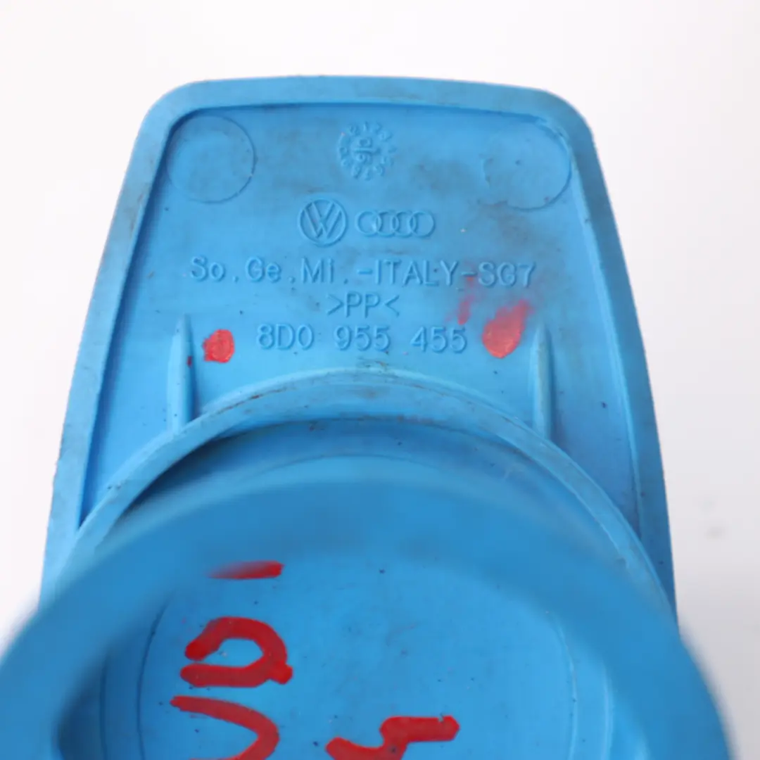Lavaparabrisas Tapa del Tanque Tapa de la Botella para Audi A3 A4 con número de pieza 8D0955455 Audi A3 A4 Lavaparabrisas Tapa del Tanque Tapa de la Botella - SKU 8D0955455 - Número de pieza 8D0955455