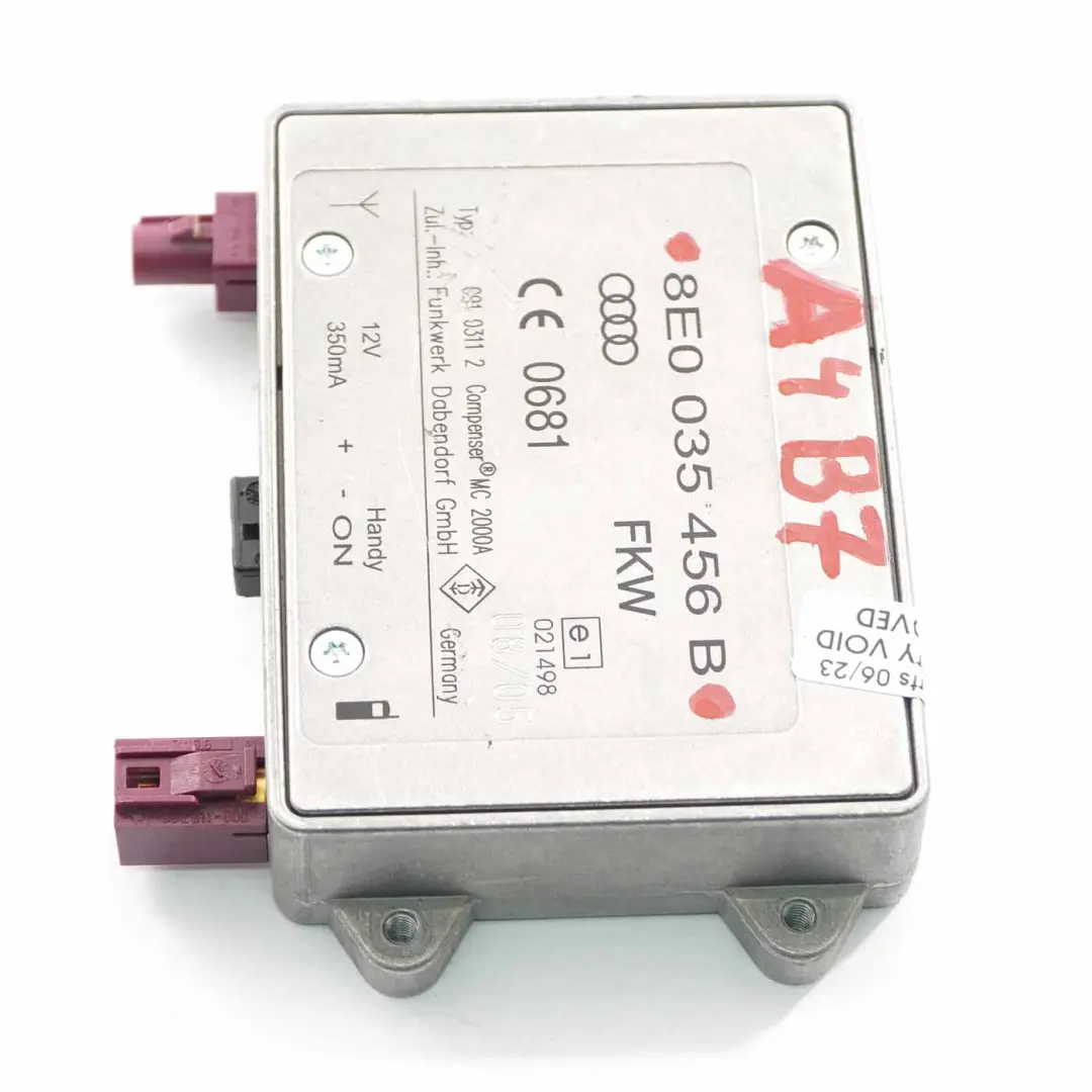 Wzmacniacz Anteny do Audi A4 B7 o numerze 8E0035456B Audi A4 B7 Wzmacniacz Anteny - SKU 8E0035456B - Numer Części 8E0035456B