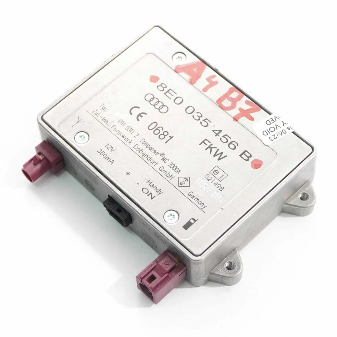 antenna amplificatore modulo di controllo per Audi A4 B7 con numero di parte 8E0035456B Audi A4 B7 antenna amplificatore modulo di controllo - SKU 8E0035456B - Numero di parte 8E0035456B